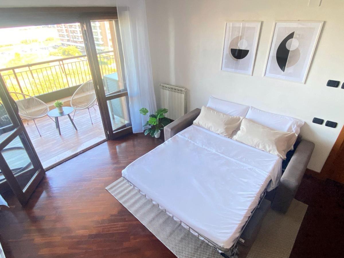 Sunset Escape Apartment - Panoramic Terrace Ф'юмічіно Екстер'єр фото